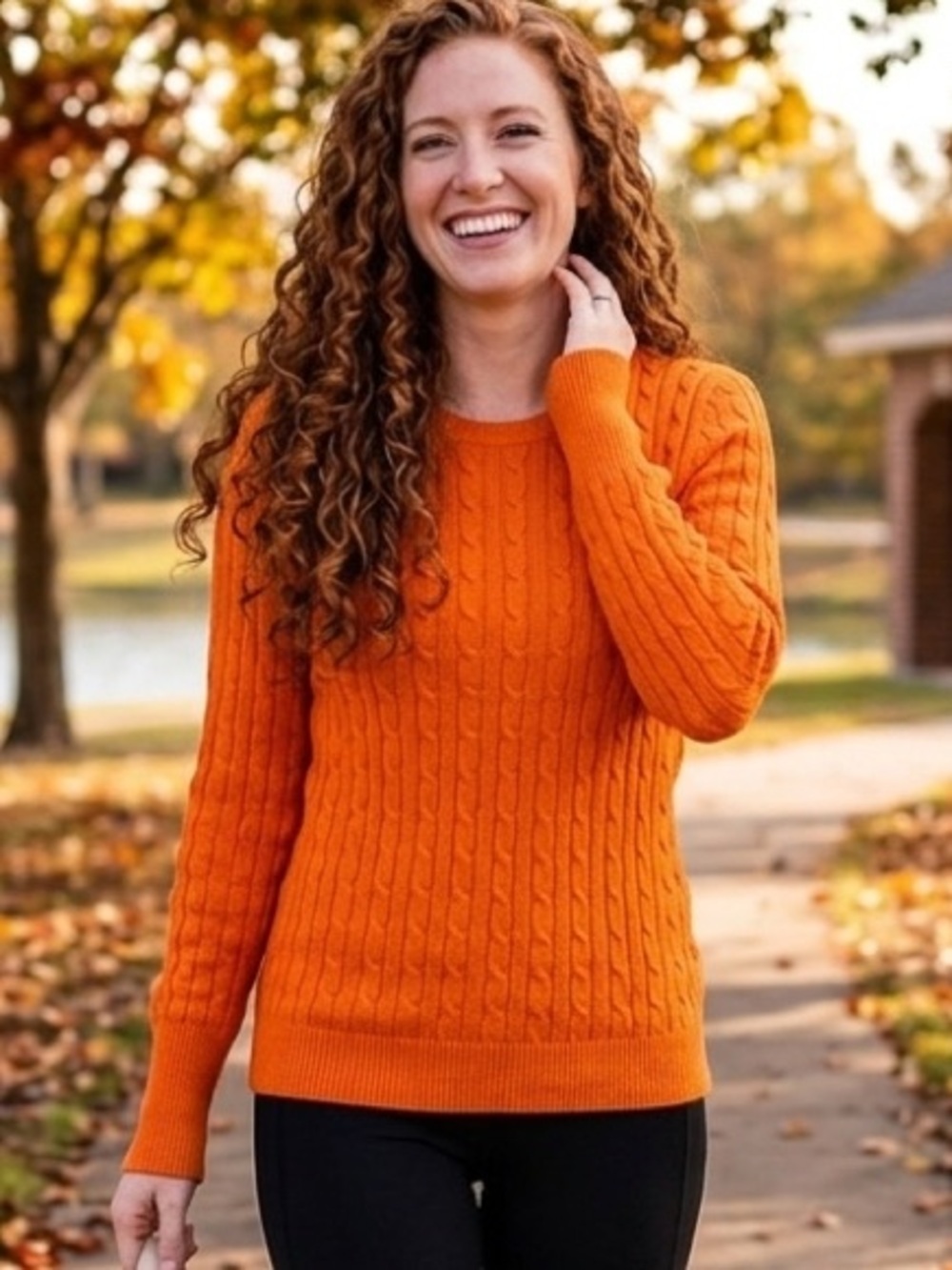GAP Sweater Womens Size Medium Orange Cable Knit Fisherman Pullover Long Sleeved